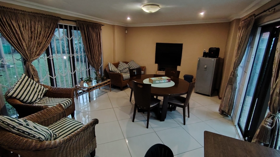 4 Bedroom Property for Sale in Rooihuiskraal North Gauteng