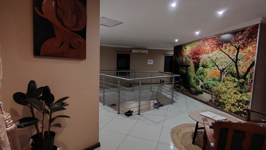 4 Bedroom Property for Sale in Rooihuiskraal North Gauteng