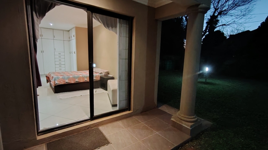 4 Bedroom Property for Sale in Rooihuiskraal North Gauteng