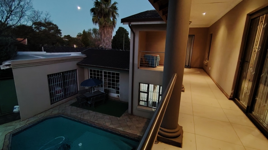 4 Bedroom Property for Sale in Rooihuiskraal North Gauteng