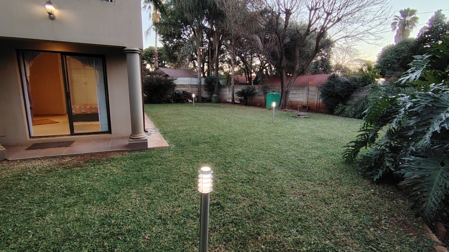 4 Bedroom Property for Sale in Rooihuiskraal North Gauteng