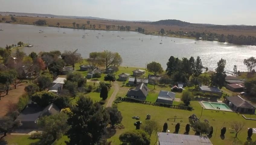  Bedroom Property for Sale in Vaal Marina Gauteng