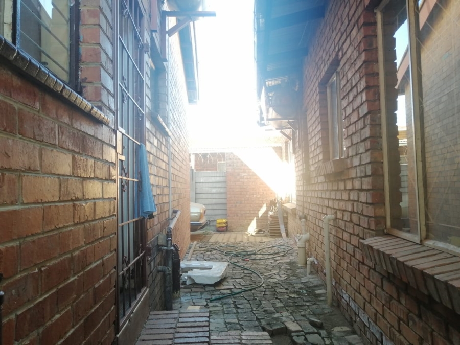 3 Bedroom Property for Sale in Eersterust Gauteng