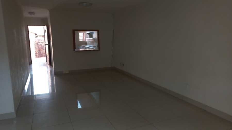 To Let 3 Bedroom Property for Rent in Ridgeway Gauteng