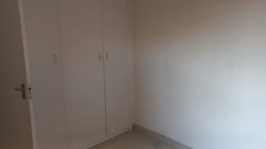 To Let 3 Bedroom Property for Rent in Ridgeway Gauteng