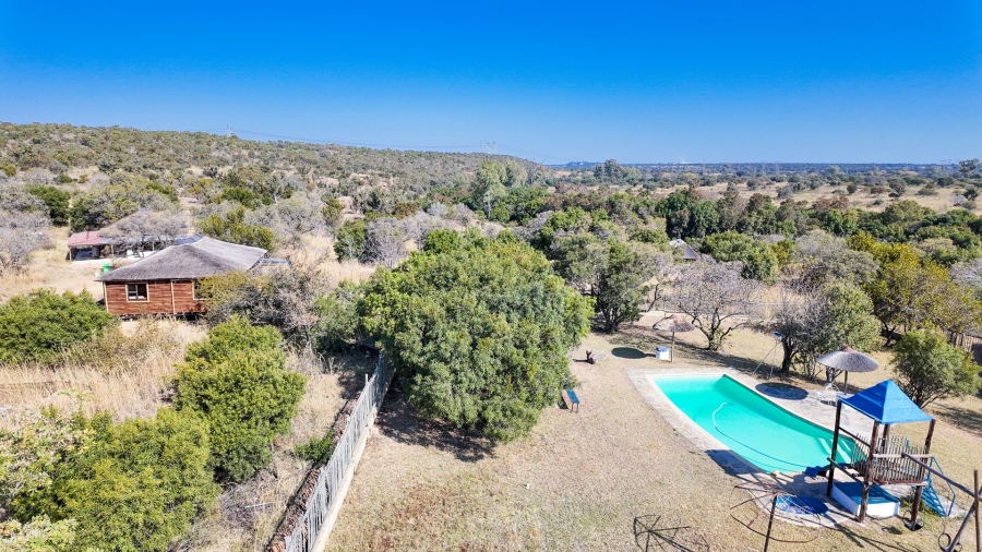 7 Bedroom Property for Sale in Dinokeng Game Reserve Gauteng