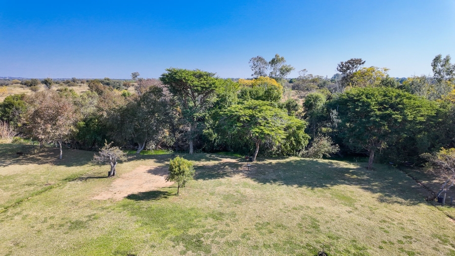 7 Bedroom Property for Sale in Dinokeng Game Reserve Gauteng