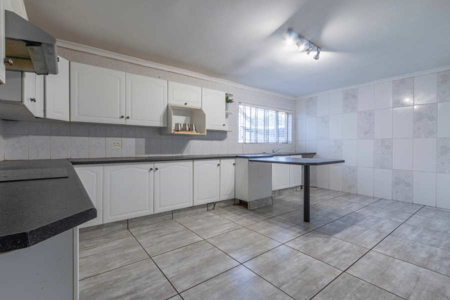 To Let 3 Bedroom Property for Rent in Impala Park Gauteng