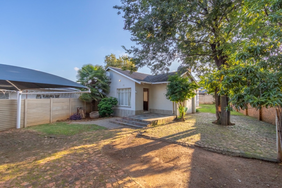To Let 3 Bedroom Property for Rent in Impala Park Gauteng