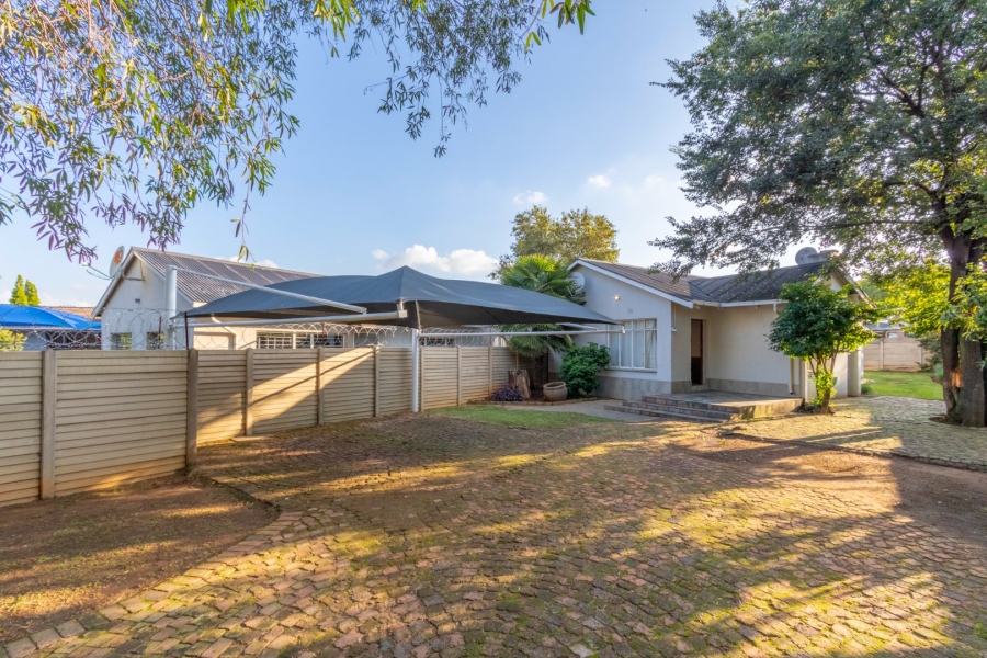 To Let 3 Bedroom Property for Rent in Impala Park Gauteng