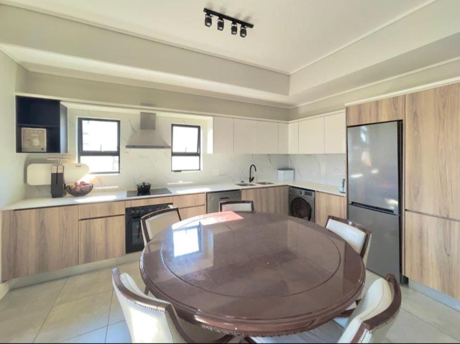To Let 2 Bedroom Property for Rent in Waterfall Gauteng