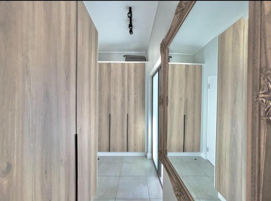 To Let 2 Bedroom Property for Rent in Waterfall Gauteng