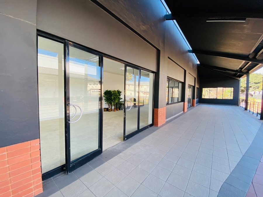 To Let commercial Property for Rent in Bromhof Gauteng