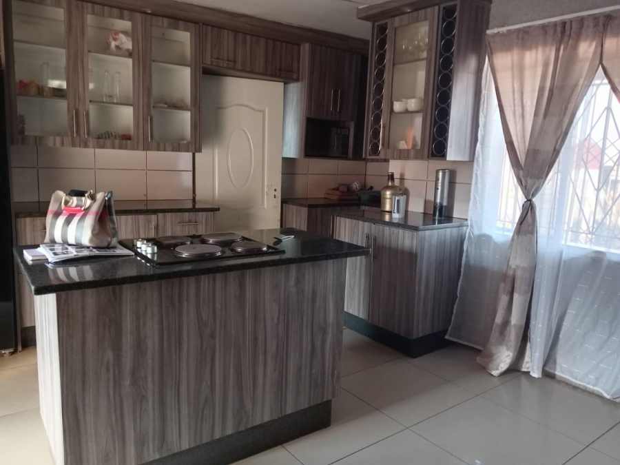 2 Bedroom Property for Sale in Villa Liza Gauteng