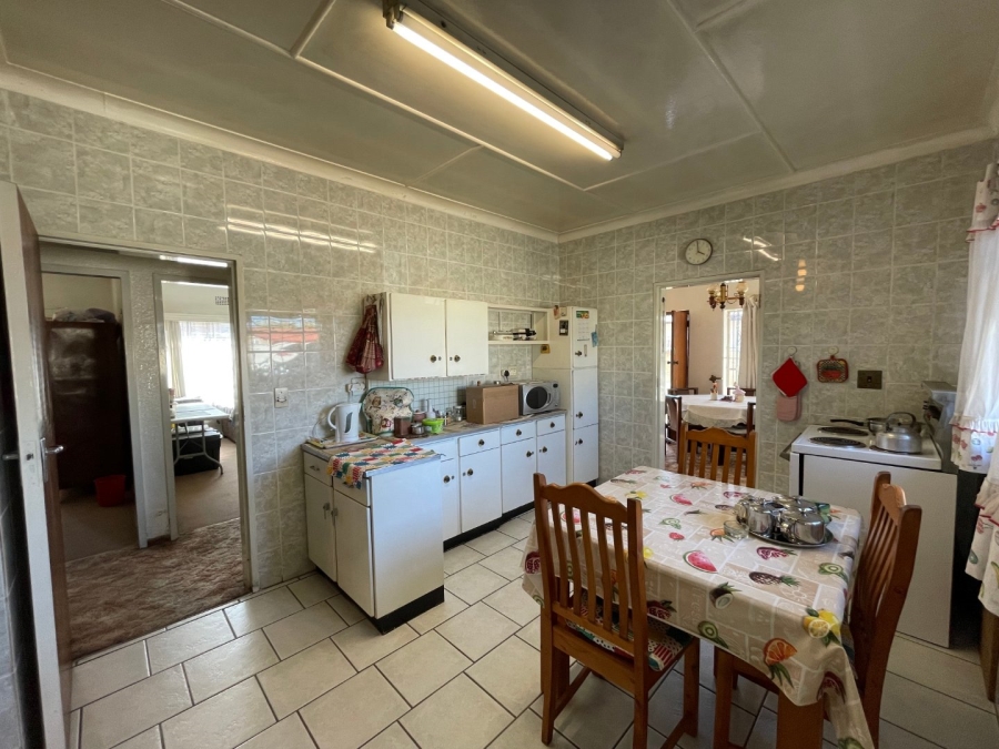 3 Bedroom Property for Sale in New Redruth Gauteng