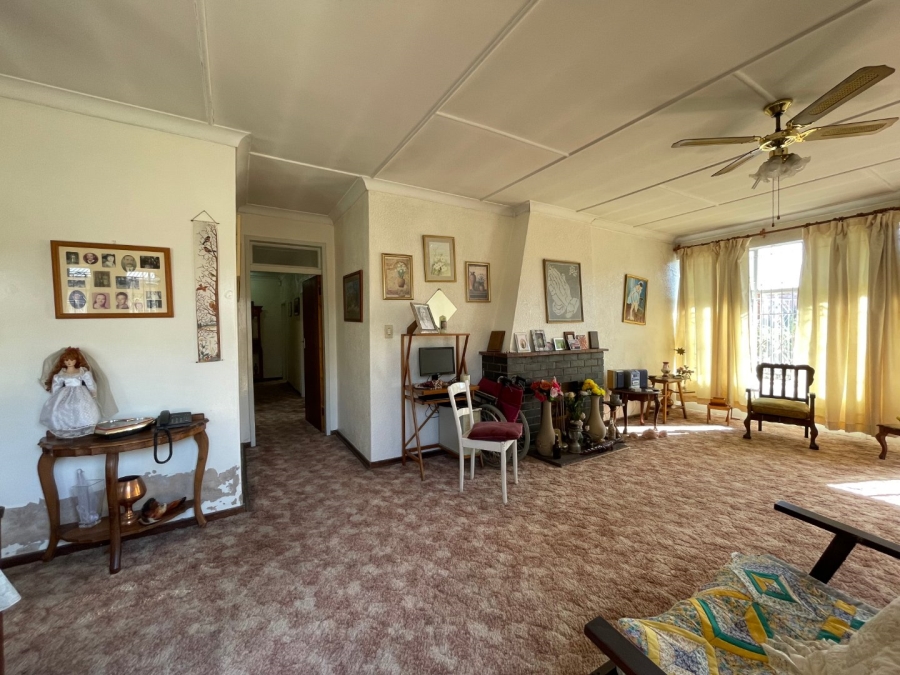 3 Bedroom Property for Sale in New Redruth Gauteng
