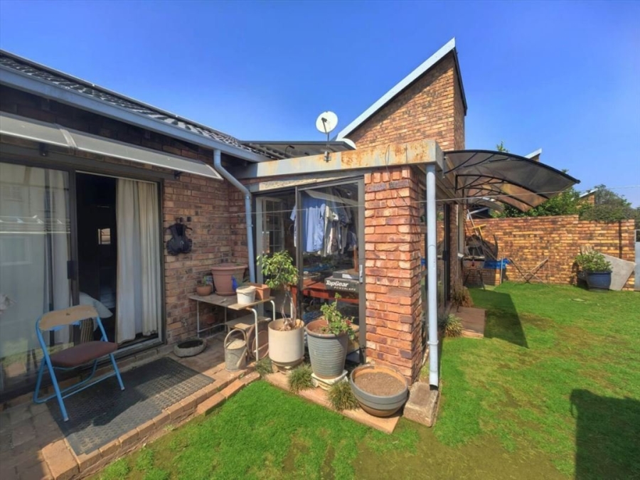 2 Bedroom Property for Sale in Benoni North Gauteng