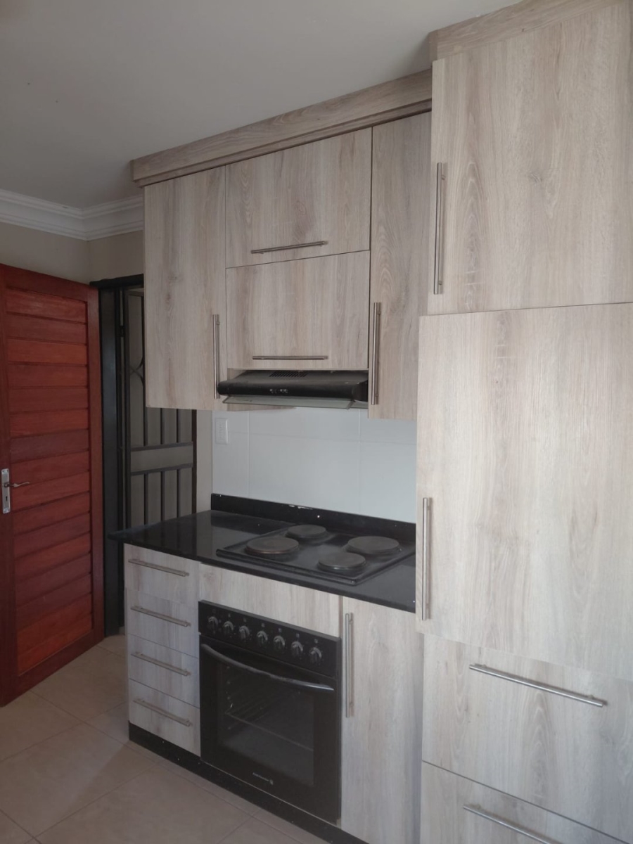 To Let 2 Bedroom Property for Rent in Soshanguve FF Gauteng
