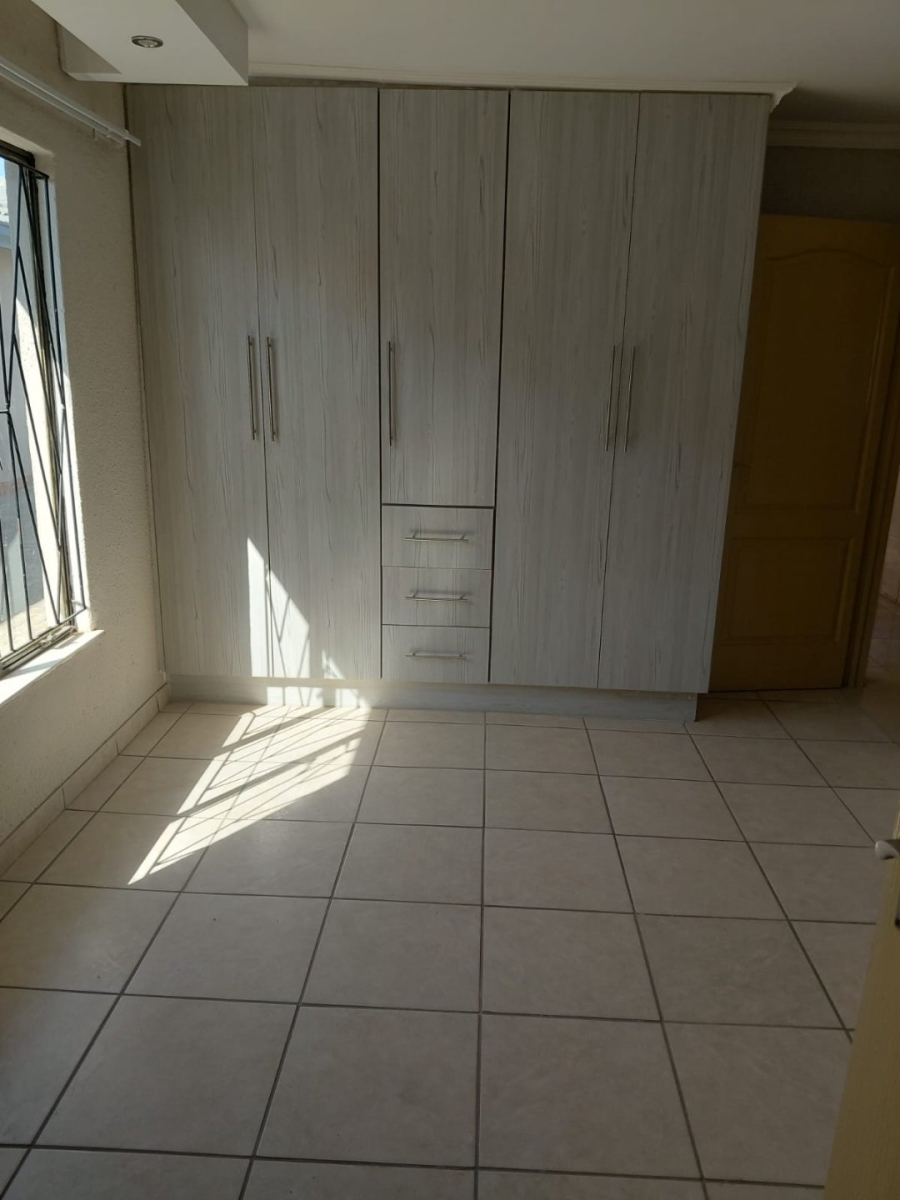 To Let 2 Bedroom Property for Rent in Soshanguve FF Gauteng