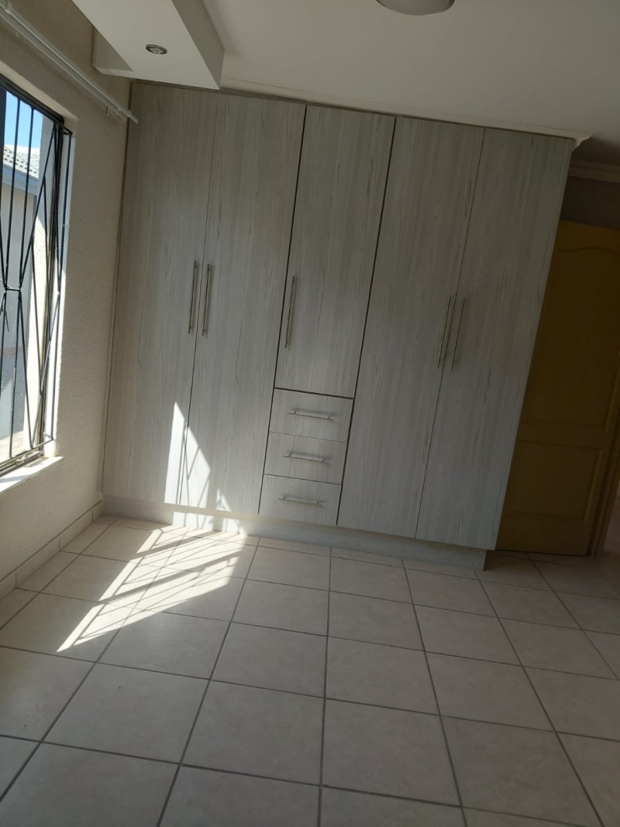 To Let 2 Bedroom Property for Rent in Soshanguve FF Gauteng