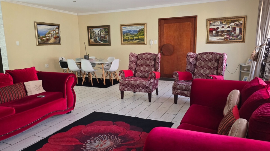 4 Bedroom Property for Sale in New Redruth Gauteng