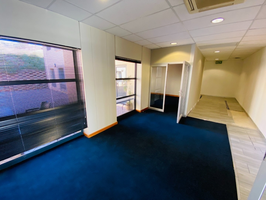 To Let commercial Property for Rent in Strubensvallei Gauteng