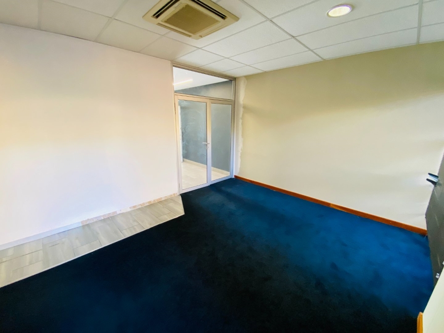 To Let commercial Property for Rent in Strubensvallei Gauteng