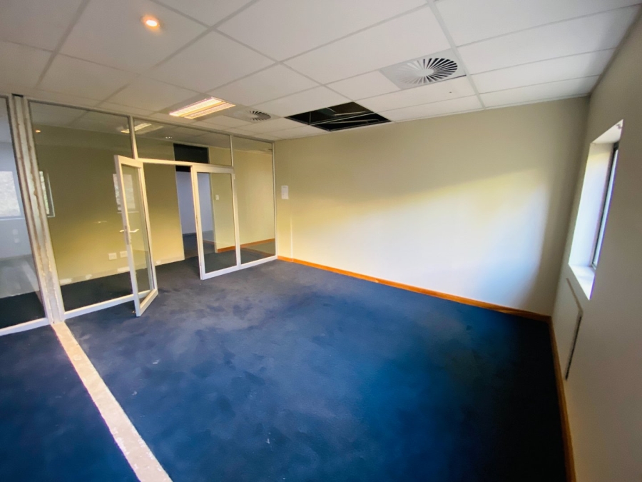 To Let commercial Property for Rent in Strubensvallei Gauteng