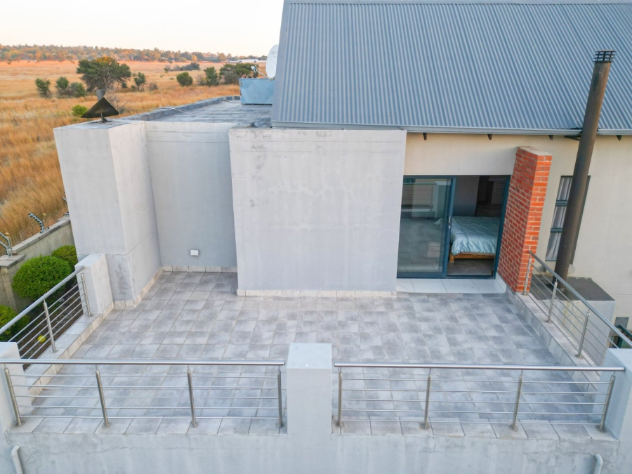 4 Bedroom Property for Sale in Copperleaf Estate Gauteng