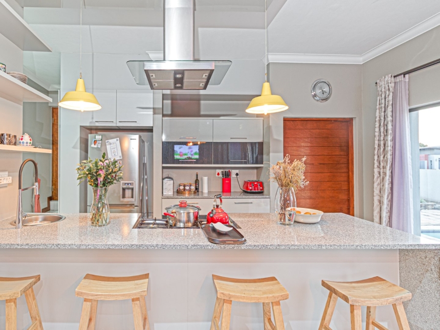 4 Bedroom Property for Sale in Copperleaf Estate Gauteng
