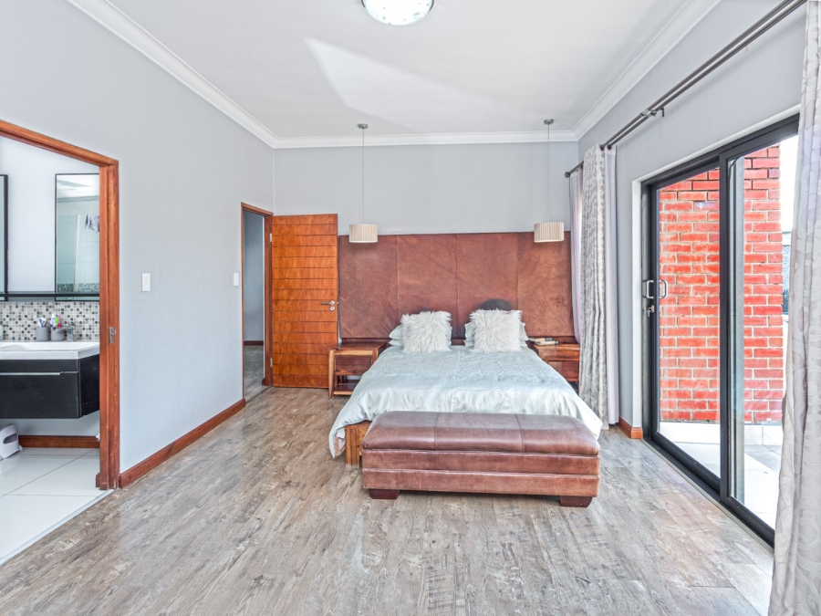 4 Bedroom Property for Sale in Copperleaf Estate Gauteng