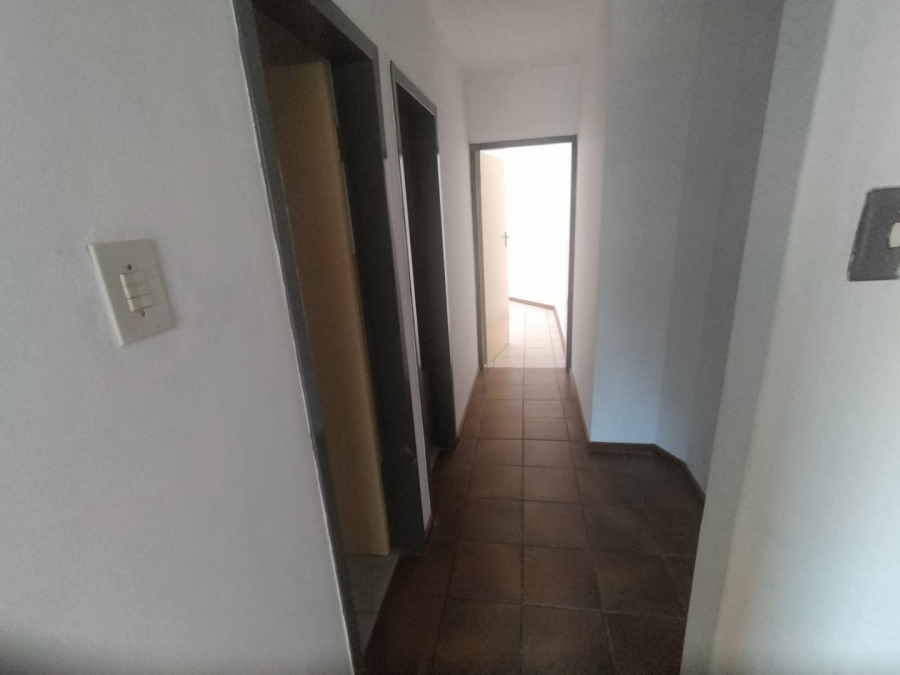 2 Bedroom Property for Sale in Pretoria North Gauteng