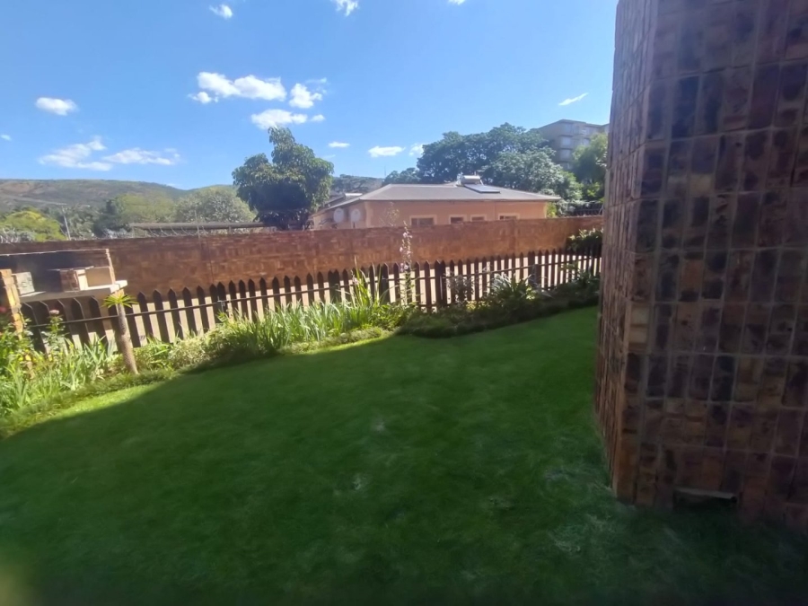 2 Bedroom Property for Sale in Pretoria North Gauteng