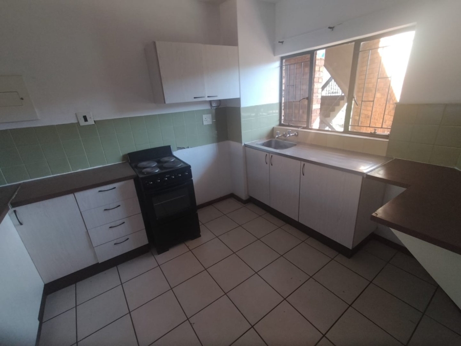 2 Bedroom Property for Sale in Pretoria North Gauteng