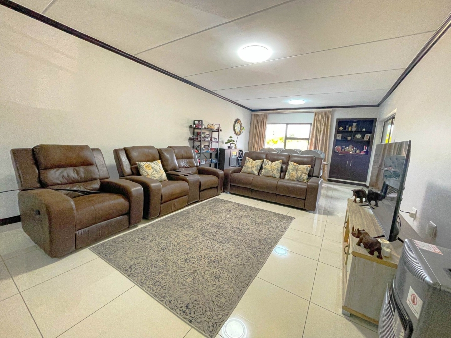 3 Bedroom Property for Sale in Kengies Gauteng