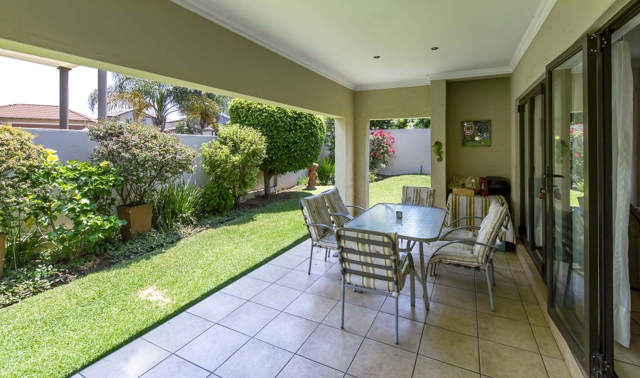 3 Bedroom Property for Sale in Greenstone Hill Gauteng