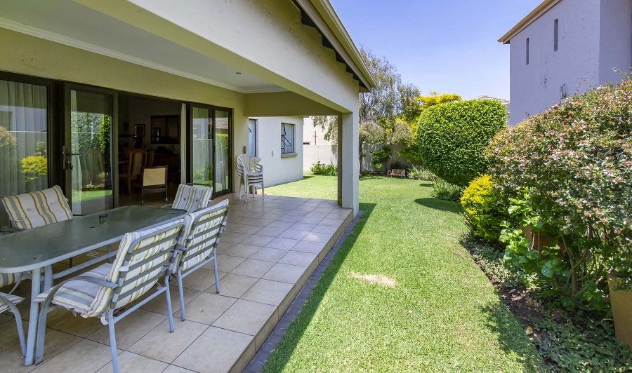3 Bedroom Property for Sale in Greenstone Hill Gauteng