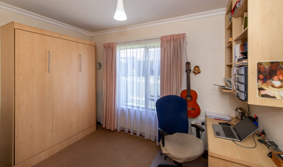 3 Bedroom Property for Sale in Greenstone Hill Gauteng