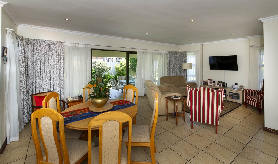 3 Bedroom Property for Sale in Greenstone Hill Gauteng