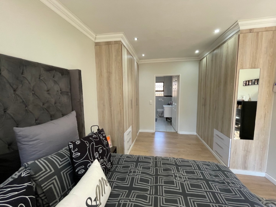 3 Bedroom Property for Sale in New Redruth Gauteng