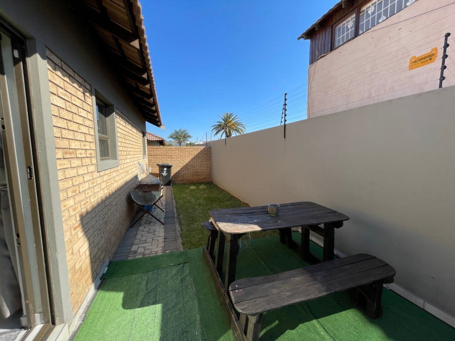 3 Bedroom Property for Sale in New Redruth Gauteng