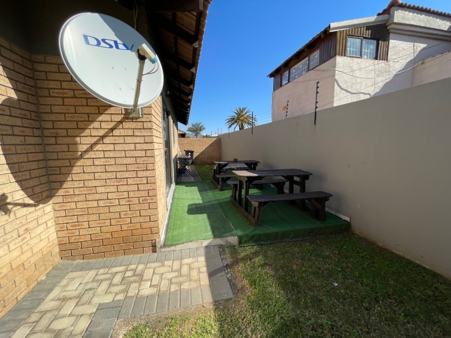 3 Bedroom Property for Sale in New Redruth Gauteng