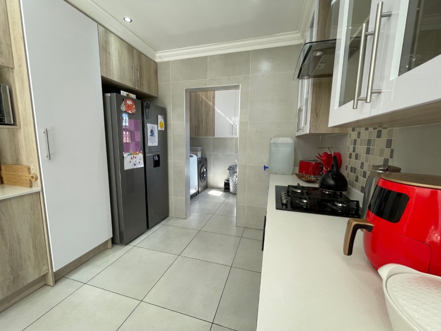 3 Bedroom Property for Sale in New Redruth Gauteng