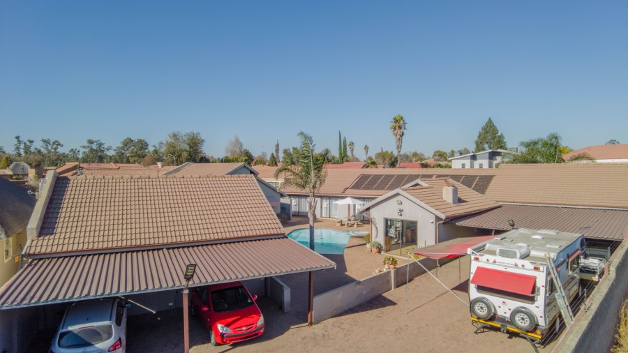 3 Bedroom Property for Sale in Selcourt Gauteng