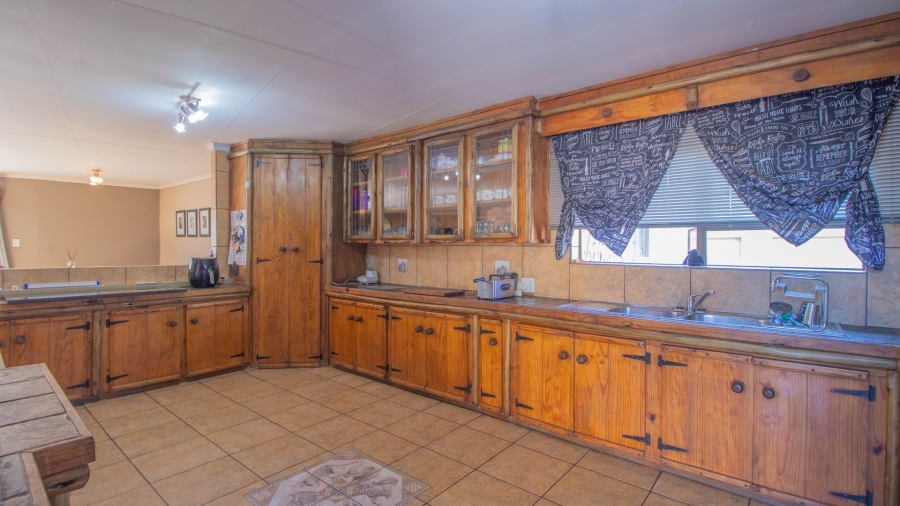 3 Bedroom Property for Sale in Selcourt Gauteng