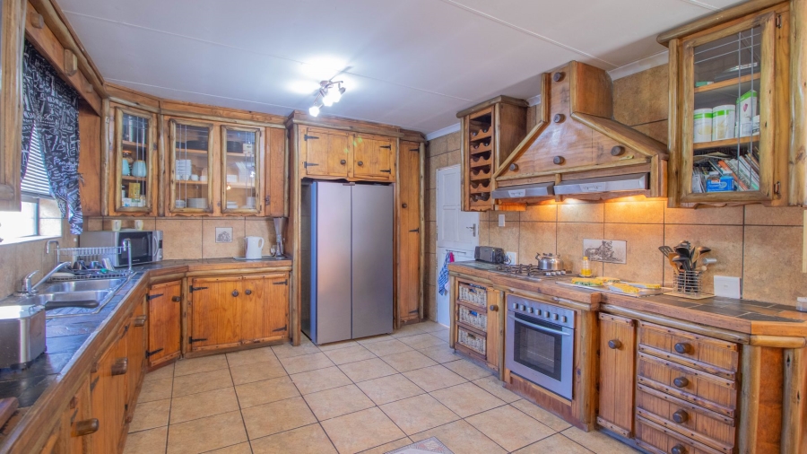 3 Bedroom Property for Sale in Selcourt Gauteng