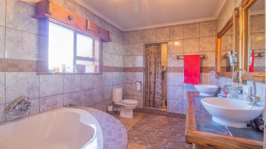 3 Bedroom Property for Sale in Selcourt Gauteng