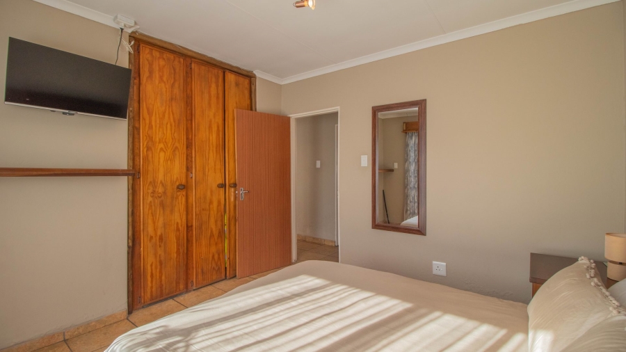 3 Bedroom Property for Sale in Selcourt Gauteng