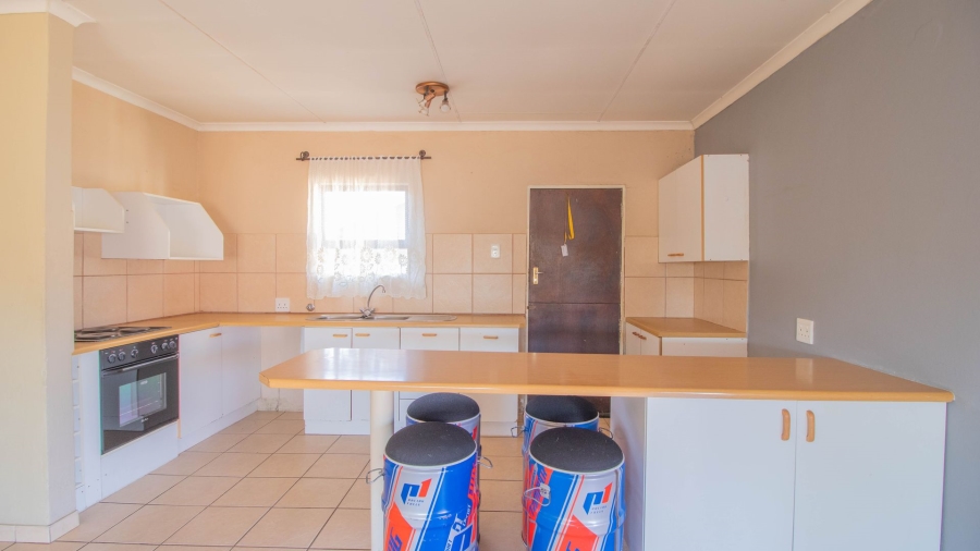 3 Bedroom Property for Sale in Selcourt Gauteng