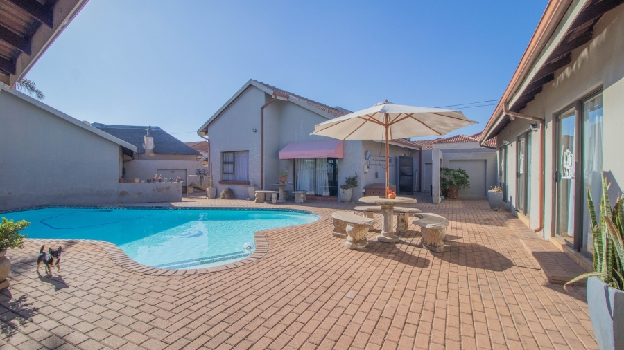 3 Bedroom Property for Sale in Selcourt Gauteng